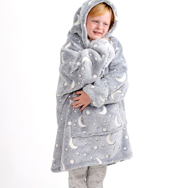 Kids Oversized Hooded Blanket Thumbnail